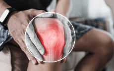 Không phải leo cầu thang, đây mới là 3 thói quen âm thầm 'bào mòn' đầu gối sau tuổi 50