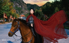 Sao Mai Huyền Trang làm mới mình với MV 'Chiều ơi', khoe vẻ đẹp thơ mộng của Trà Cổ
