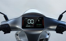 Trang bị chẳng kém Air Blade, xe máy điện ở Việt Nam giá 27,5 triệu đồng đi tối đa 180 km/sạc, công nghệ hiếm gặp, rẻ như Wave Apha