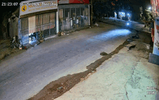 Công an truy tìm cô gái đi xe máy nghi gây tai nạn bỏ chạy