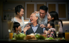 Đi qua nửa đời người mới hiểu: Người có phúc thật sự thường lặng lẽ giấu kín 3 điều này
