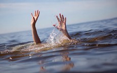 Tìm thấy thi thể nam thanh niên nhảy cầu ở Huế