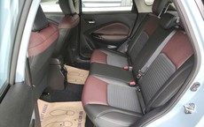 Vì sao giá lăn bánh Suzuki Fronx bất ngờ giảm kỷ lục, rẻ hơn cả Kia Morning, Hyundai Grand i10?