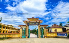 Tin sáng 20/7: Diễn biến mới nhất vụ gian lận thi tốt nghiệp THPT ở Quảng Trị; Bẻ hơn 10kg san hô ở biển Nha Trang, hai du khách bị phạt 50 triệu đồng