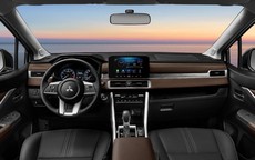 Vì sao giá xe Mitsubishi Xpander Cross giảm kỷ lục, rẻ ngang Suzuki XL7?