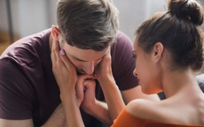 4 cách giúp bạn vượt qua tổn thương tình cảm: Đừng để nỗi đau giữ chân hạnh phúc của chính mình