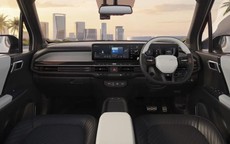 Rẻ hơn Kia Morning, SUV 5 chỗ của Kia giá 321 triệu đồng chạy điện thiết kế hiện đại, sạc nhanh, đi 526km