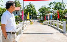 Tôi mang 19 tỷ đồng về giúp quê sửa cầu, làm đường, đổi lại là những lời nói xấu sau lưng