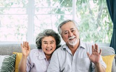 Người khôn ngoan sau tuổi 60 luôn tránh nói 2 điều này: Càng ít nói càng giữ được phúc khí