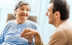 Sau 70 tuổi tôi mới thấm: Có những điều càng giữ trong lòng, tuổi già càng cô đơn