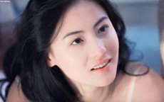 'Ngọc nữ Hong Kong' đẹp không góc chết, U50 làm mẹ đơn thân nuôi 3 con
