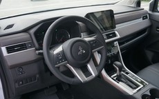 Vì sao giá lăn bánh Mitsubishi Xpander giảm không 'phanh', MPV 7 chỗ rẻ ngang Honda City?