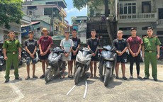 Hà Nội: Bắt giữ nhóm đối tượng mang kiếm 'diễu phố', vô cớ chém trọng thương người đi đường