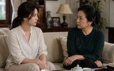 Con gái tôi lấy chồng 2 năm vẫn không chịu dùng tiền chồng đưa, lúc tôi biết sự thật mới thấy lo