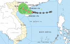Áp thấp nhiệt đới giật cấp 8 trên Biển Đông, cuối tuần miền Bắc lại có mưa lớn?