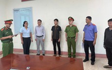 Tài xế taxi uống rượu, vượt đèn đỏ gây tai nạn chết người ở Lào Cai
