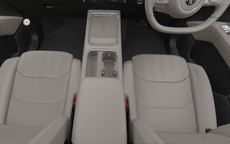 SUV 7 chỗ giá 533 triệu đồng trang bị hệ động lực hybrid cắm sạc, công suất 204 mã lực