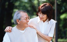 Chỉ sau nghỉ hưu tôi mới hiểu: 3 kiểu người càng thân càng không nên gửi gắm tuổi già