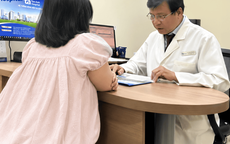 Bé gái 14 tuổi phát hiện mắc bệnh tiểu đường từ dấu hiệu nhiều trẻ em Việt mắc phải nhưng cha mẹ bỏ qua