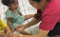 Giáo viên Trường Mầm non Lá Xanh khai gì về hành vi bắn dây thun vào chân 2 trẻ nhỏ?