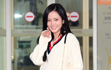 Jisoo (BLACKPINK) công khai ảnh trước và sau khi trang điểm