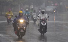 Dự báo thời tiết hôm nay: Mưa lớn diện rộng từ Bắc Bộ đến Trung Bộ
