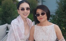 Mẹ MC Mai Ngọc gây chú ý