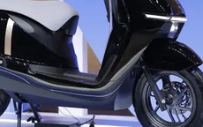 Có 60 triệu đồng khách Việt nên mua xe máy điện Honda UC3 hay SH Mode?