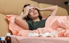 Không sốt cao có loại trừ được cúm mùa? Dấu hiệu cảnh báo không nên chủ quan