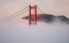 Vì sao Cầu Cổng Vàng ở Mỹ "biến mất" gần như cả mùa hè?