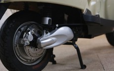 Xe máy điện giá 15 triệu đồng thiết kế retro, 2 phanh đĩa, đi xa 70km