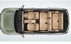 SUV 7 chỗ chạy điện giá 380 triệu đồng đi 517km/lần sạc, công suất 204 mã lực