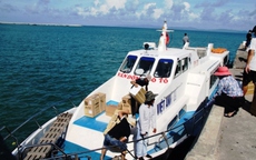 31 du khách mắc kẹt tại đảo Cô Tô do tàu bỏ chuyến