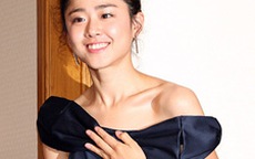 Moon Geun Young rạng rỡ tại buổi họp báo phim mới