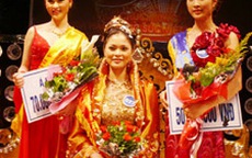 Hoa hậu trang sức 2007: Có chuyện gạ tình lấy giải?