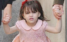 Suri Cruise – “ngôi sao nhí” nổi tiếng nhất Hollywood 