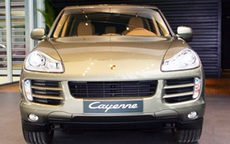 Giá Porsche Cayenne tại Việt Nam giảm 9.000 USD