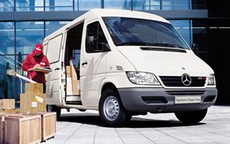 Mercedes Việt Nam giới thiệu Sprinter Panel Van mới