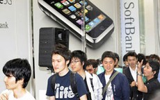 iPhone 3G biếu không tại Nhật Bản