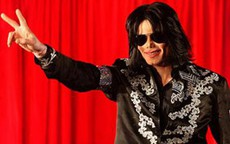 Bán bơm kim tiên của Michael Jackson với giá 5 triệu "đô"
