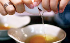 Uống nước chanh, ăn mật ong, trứng gà buổi sáng có tốt?