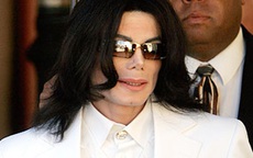 Michael Jackson vẫn kiếm được 1 tỉ USD sau khi chết