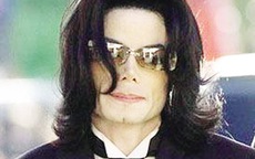 7 bác sĩ của Michael Jackson thoát tội