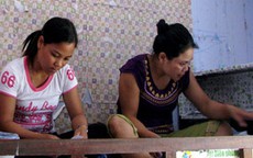 Bà mẹ 9 lần đi thi tốt nghiệp