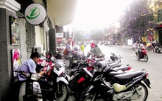 Chủ bãi xe thách thức dư luận