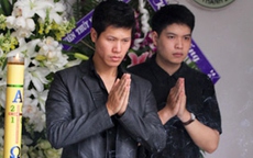 Các con của Đơn Dương về Việt Nam chịu tang cha