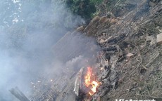 Cận cảnh vụ rơi máy bay trực thăng ở Thạch Thất 