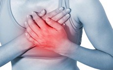 6 triệu chứng đau ngực bạn không được làm ngơ