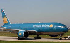 Hai phi công của Vietnam Airlines bị rút giấy phép bay