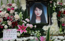Chuyện đời nữ thuyền viên được ca ngợi như anh hùng trong vụ chìm tàu Sewol Hàn Quốc